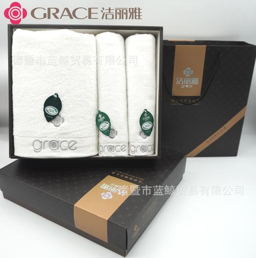 从毛巾到浴巾 经营中的细节与信任逻辑